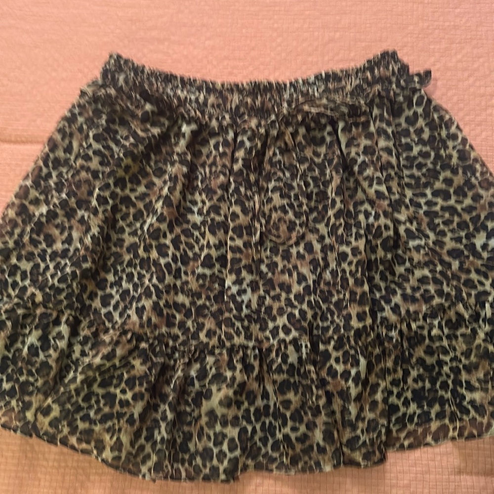 Leopard print mini skirt
